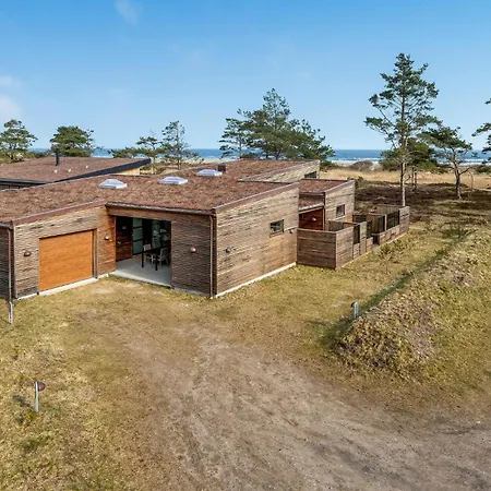 Semesterbostad Awesome In With Sauna Hals