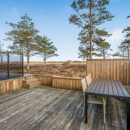 Front In With House Sea View Holiday home Hals